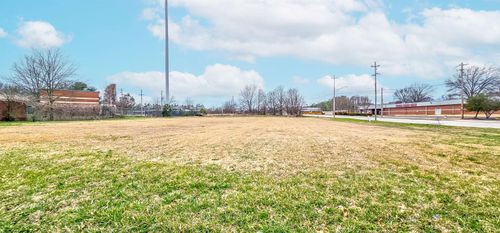 7999 Club Center Dr, Cordova, TN, 38016-8668 | Card Image