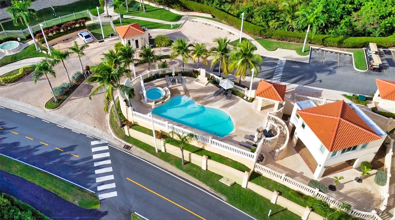 Residential Lease en alquiler en HUMACAO, 285 PALMAS INN WAY, 2700 m²