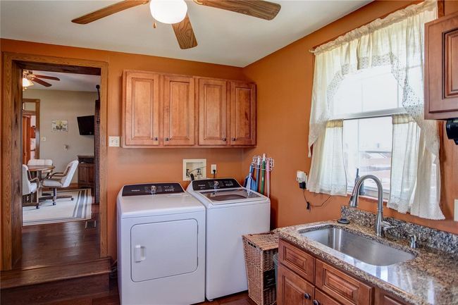 708 N Giddings Ave, House other with 3 bedrooms, 2 bathrooms and 2 parking in Jerseyville IL | Image 39