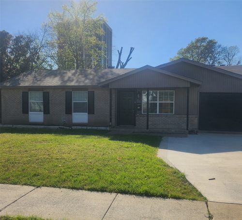 321 N Cottonwood Dr, Richardson, TX, 75080-4712 | Card Image