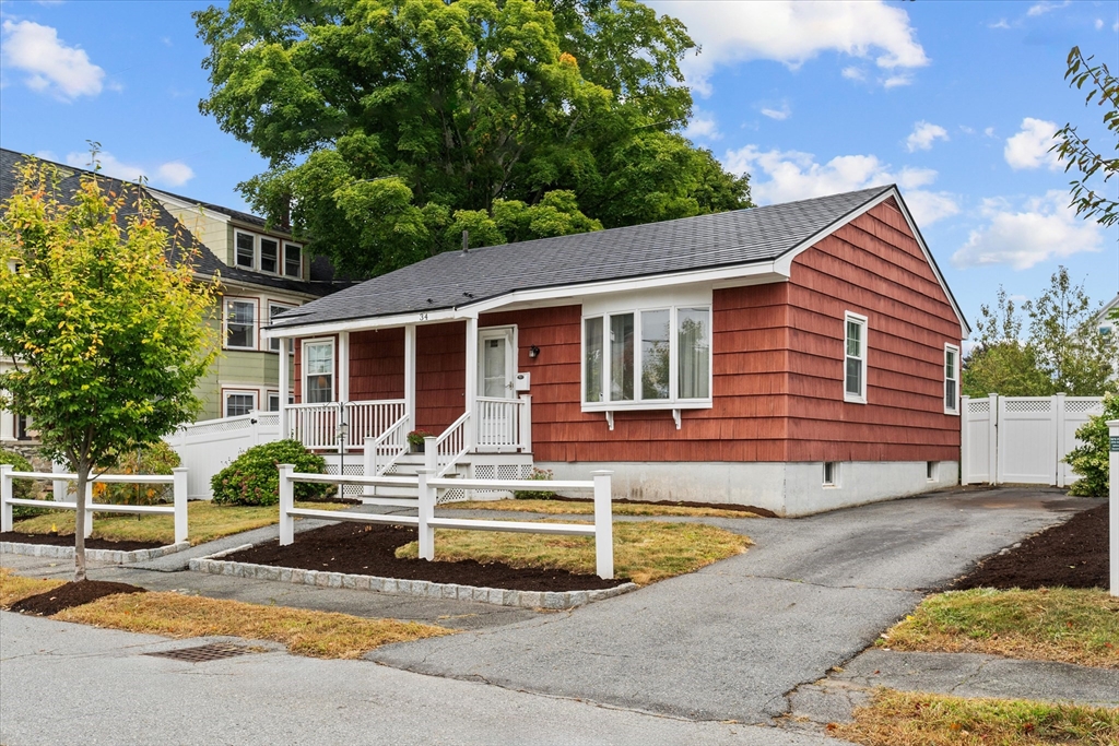 Greenleaf St, Haverhill, MA 01835