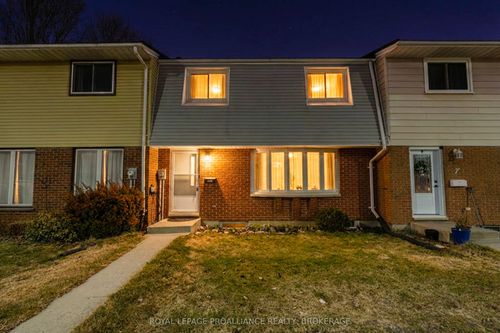 5-9 Winchester Drive, Greater Napanee, ON, K7R3P9 | Card Image