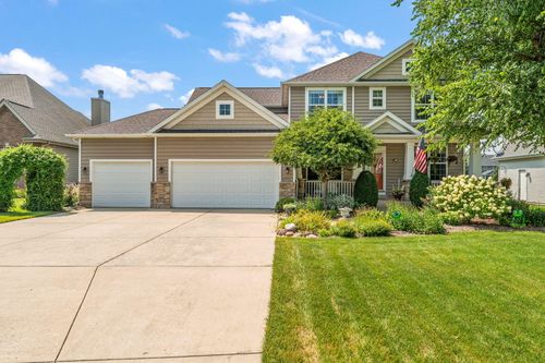 1144 Mary Ellen Dr, Crown Point, IN, 46307-7511 | Card Image