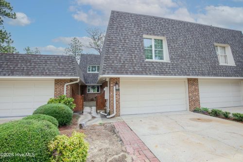 131 Racquet Ln, Pinehurst, NC, 28374-7626 | Card Image