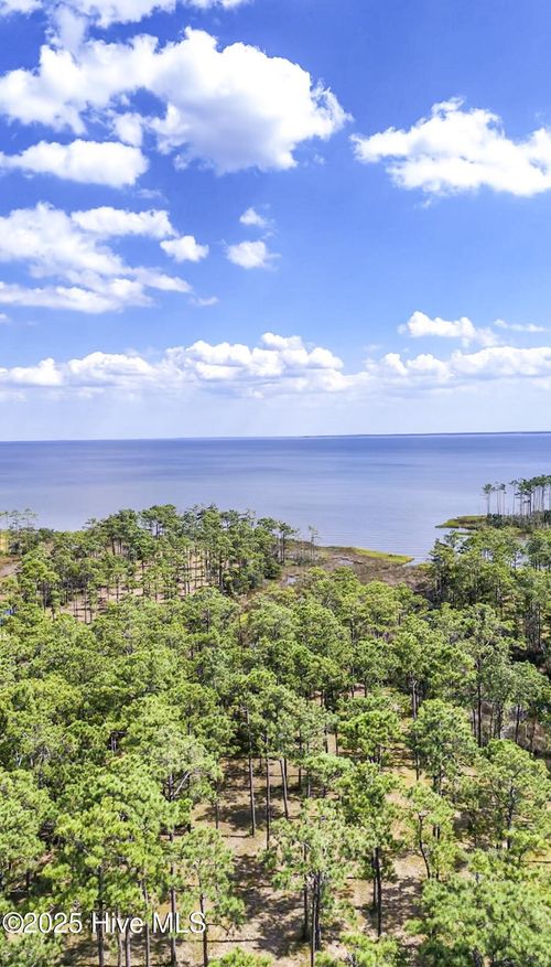 49 Oriental Rd, Oriental, NC, 28571 | Card Image