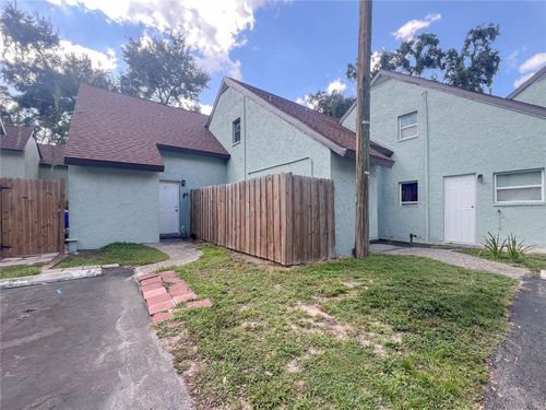63-12414 N 58th St, TAMPA, FL, 33617-9307 | Card Image