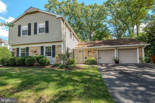 1698 Tarrytown Ave, CROFTON, MD, 21114-2536 | Card Image