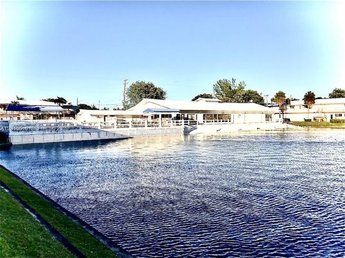 17c-900 Sw 11th Ave, Hallandale Beach, FL, 33009-7707 | Card Image