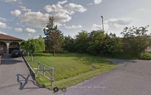 267 Old 16th Ave, Richmond Hill, ON, L4B3N1 | Card Image