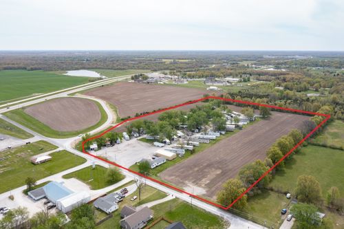 1028 Sinnock Ave, Moberly, MO, 65270-2798 | Card Image