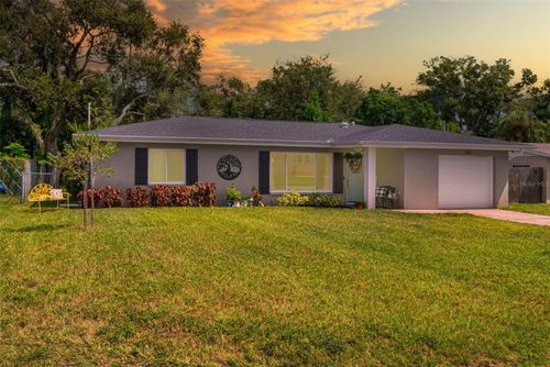 237 Mineola Dr E, Belleair Bluffs, FL, 33770-1973 | Card Image