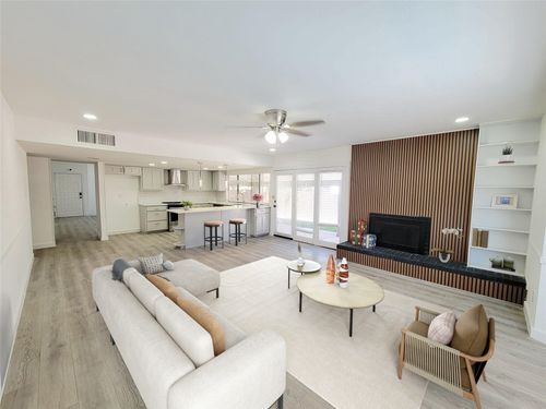 3402 Jones Dr, Rowlett, TX, 75088-5717 | Card Image