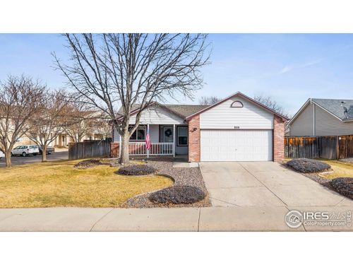 808 Kaitlyn Cir, Loveland, CO, 80537-8086 | Card Image