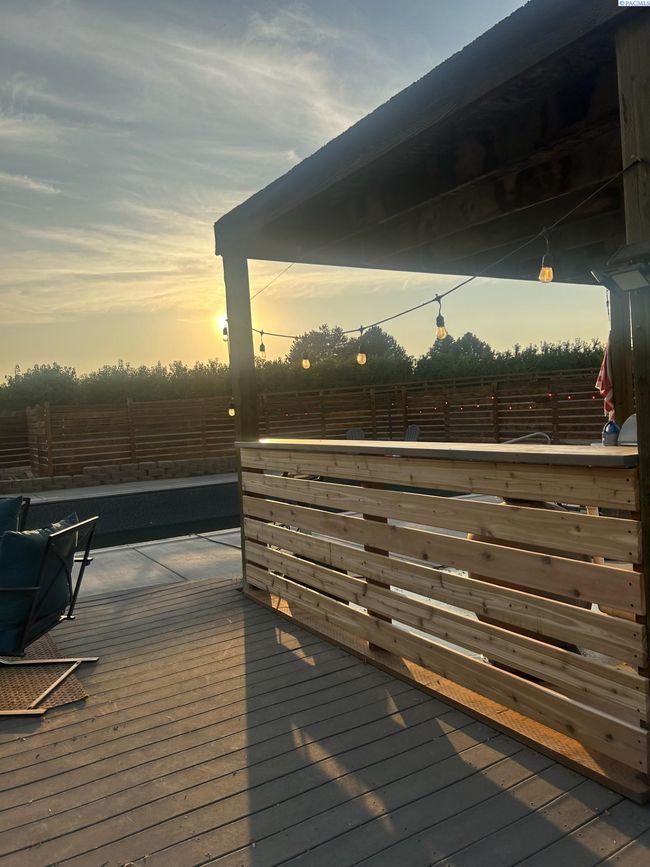 39304 N Olson Pr Nw, Home with 2 bedrooms, 1 bathrooms and null parking in Benton City WA | Image 5