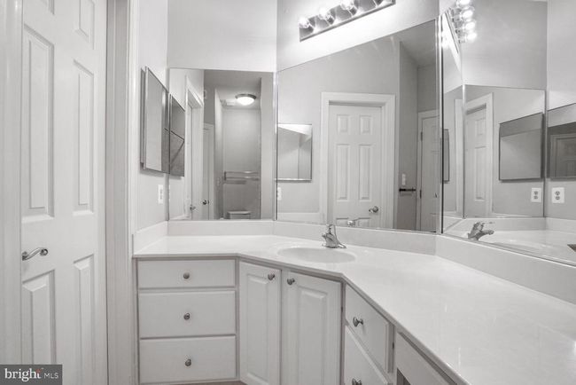 APT-701 - 3906 Penderview Dr, Condo with 2 bedrooms, 2 bathrooms and null parking in FAIRFAX VA | Image 25