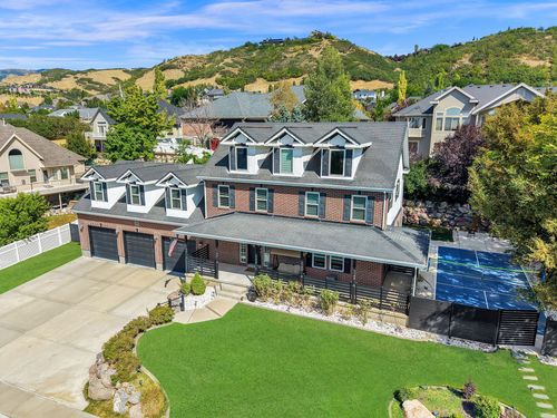 4433 Devonshire Dr, Bountiful, UT, 84010-8010 | Card Image