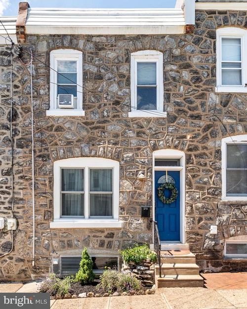 273 Kalos St, PHILADELPHIA, PA, 19128-3833 | Card Image