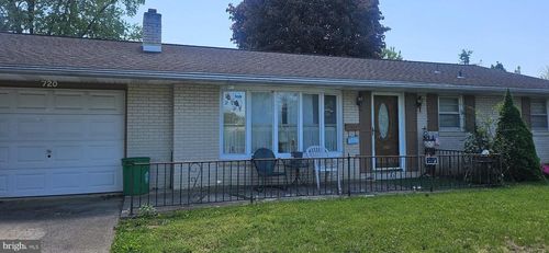 720 Wood St, YORK, PA, 17404-2628 | Card Image