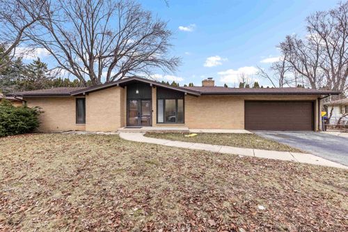 1303 Campus Hill Drive, Rockford, IL, 61103 | Card Image