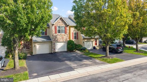 5 Abbott Ct, Eagleville, PA, 19403-4554 | Card Image
