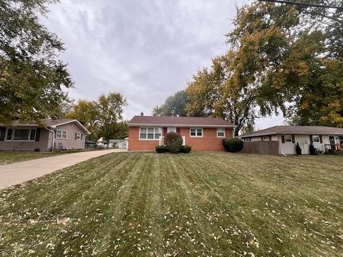 209 S View St, Oreana, IL, 62554-9703 | Card Image