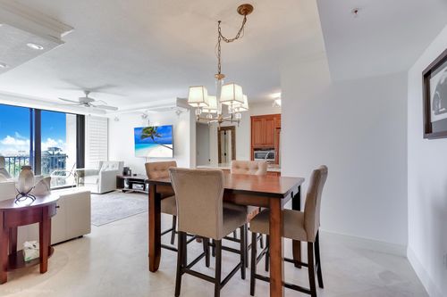 509-651 Okeechobee Blvd, West Palm Beach, FL, 33401-6060 | Card Image