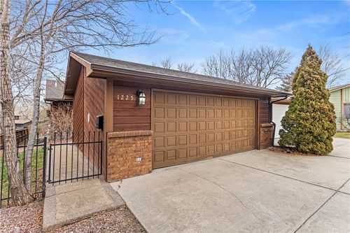 1225 Clark Ave, Billings, MT, 59102-5303 | Card Image