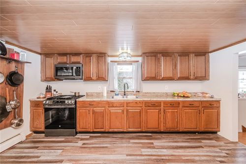 105 Orchard Ave/ 140 Church Aly, Punxsutawney Area School District, PA, 15767 | Card Image