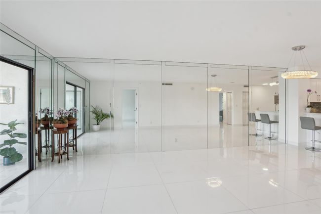 Extremely Spacious Living room, wide open floor plan | Image 8