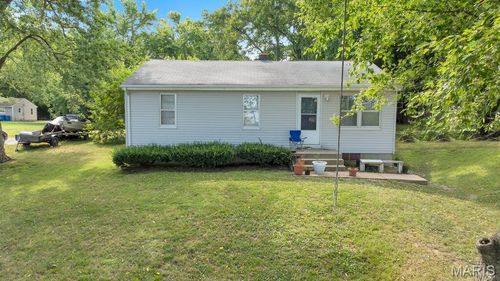 2824 Mulberry Ln, Saint Charles, MO, 63303-5931 | Card Image