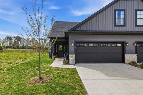 7 Prairie Trl, Monticello, IL, 61856-8401 | Card Image