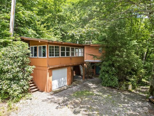 1010 Autumn Dr, Maggie Valley, NC, 28751 | Card Image