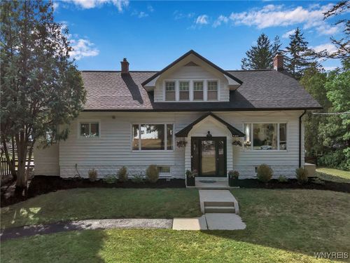 4100 Ransom Rd, Clarence, NY, 14031-2330 | Card Image