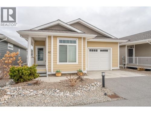 42-351 Warren Ave W, Penticton, BC, V2A3N2 | Card Image