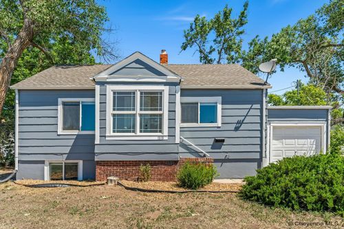 1818 Cheyenne Pl, Cheyenne, WY, 82001-5032 | Card Image