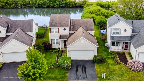 109 Centennial Dr, Hainesville, IL, 60073-4716 | Card Image