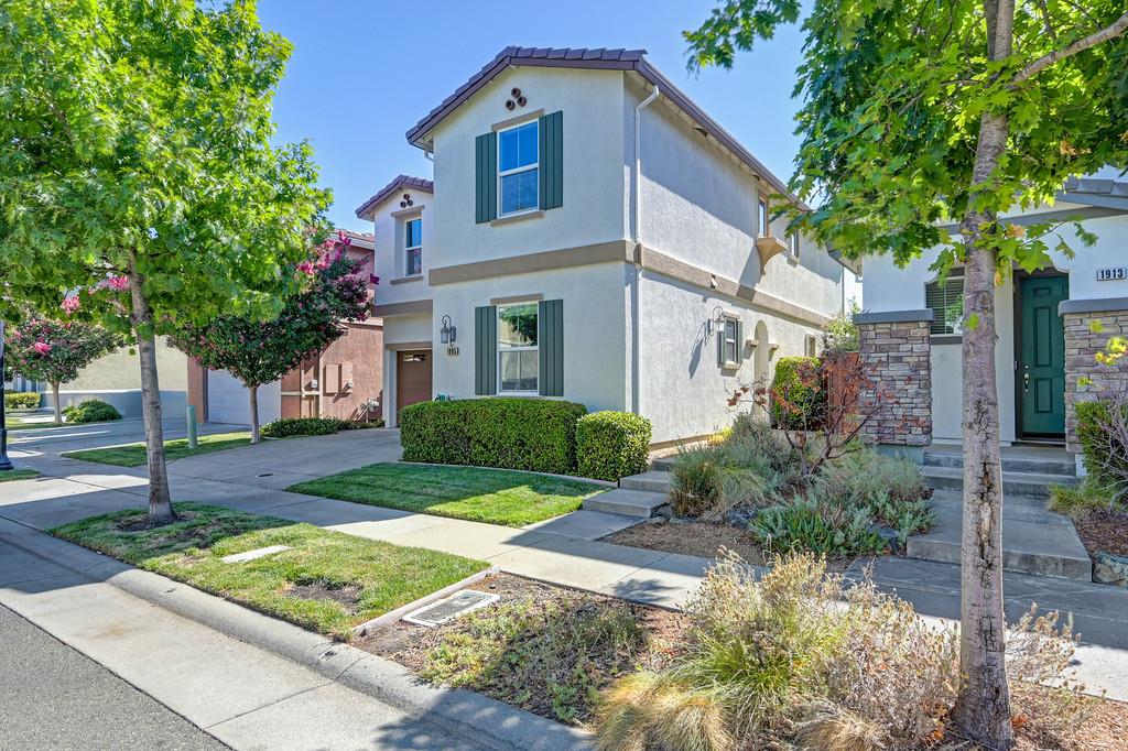 Residential in Roseville 4