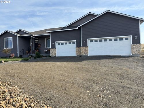 700 Dooley Rd, Centerville, WA, 98613-3506 | Card Image