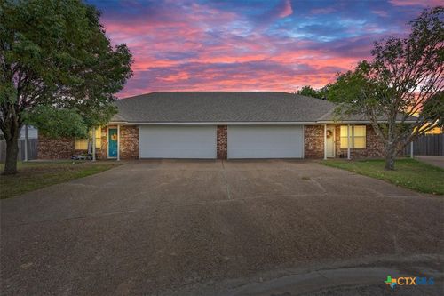 7-905 Black Diamond Cir, Hewitt, TX, 76643-3686 | Card Image