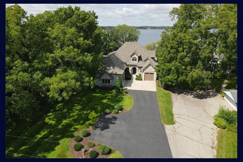 705 S Ferry Drive, LAKE MILLS, WI, 53551 | Card Image