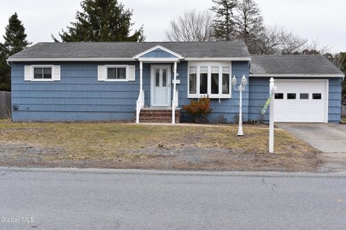 14 Seward St, Queensbury, NY, 12804-2702 | Card Image