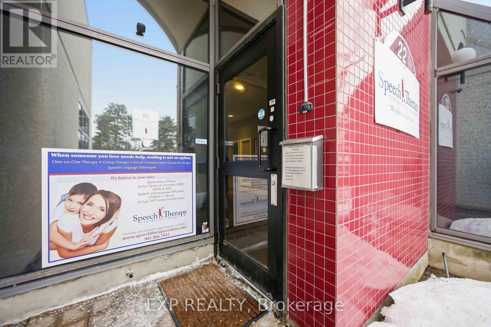 Commercial Lease in Richmond Hill (Beaver Creek Business Park)