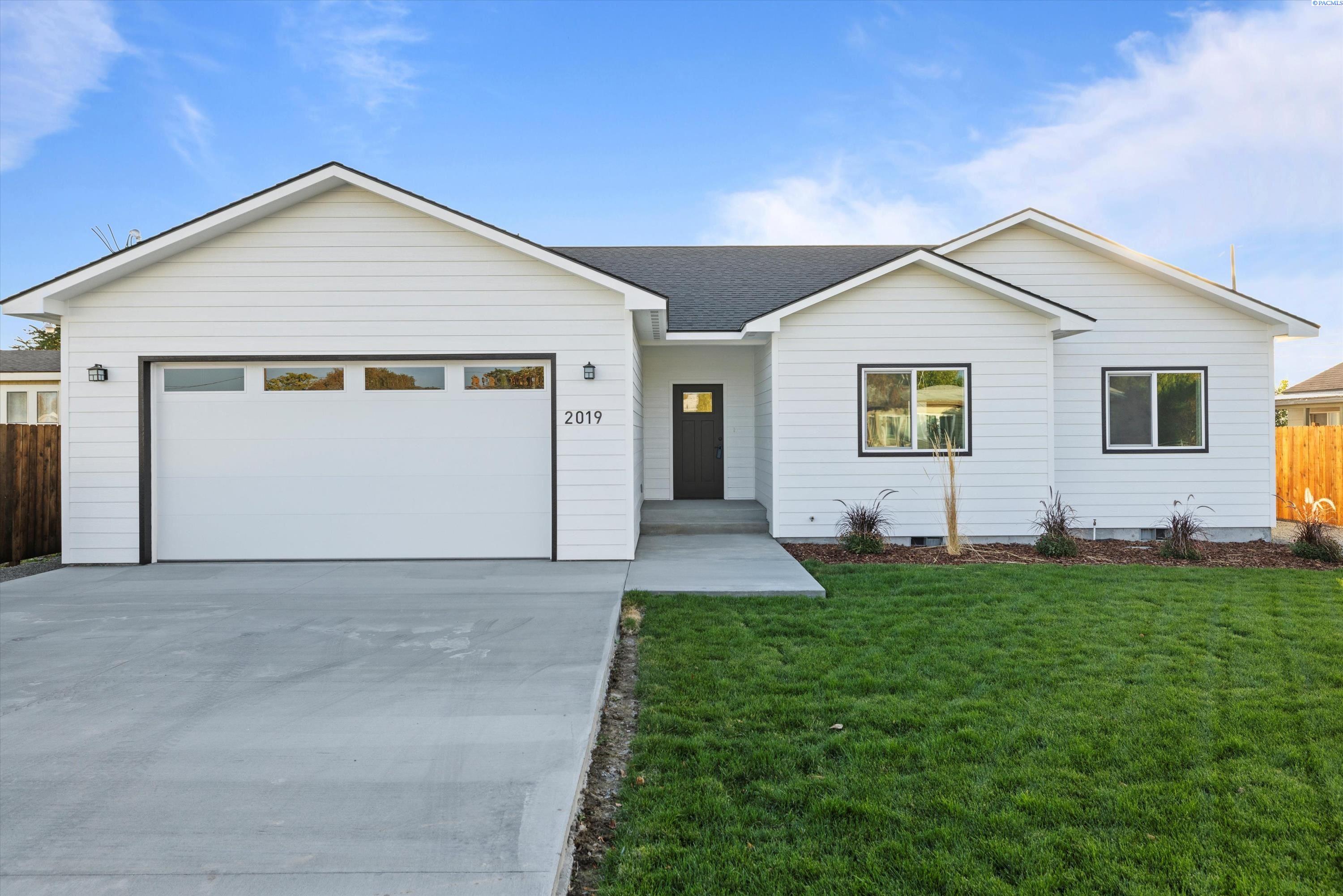 Rock Ave, Yakima, WA 98903