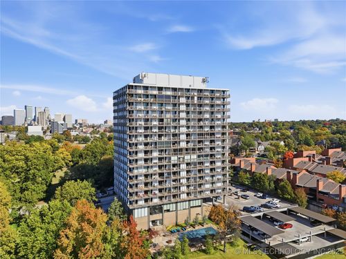 unit-8a-2300 Riverside Dr, Tulsa, OK, 74114-2403 | Card Image