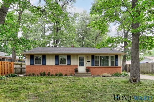 2203 Lacrosse St Sw, Wyoming, MI, 49519-3685 | Card Image