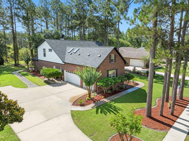 Three Car Garage | Image 4