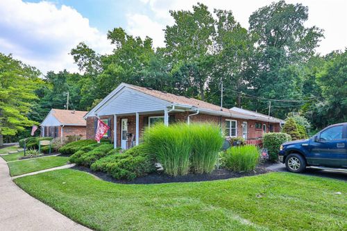 2073 Sunset Dr, Hamilton, OH, 45013-2240 | Card Image