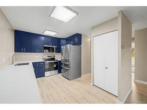 12c-605 S Alton Way, Denver, CO, 80247-1739 | Card Image