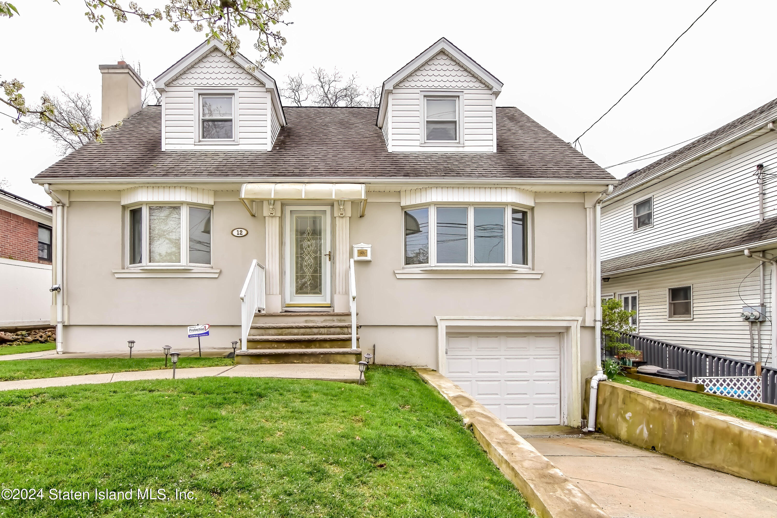 Ravenhurst Ave, Staten Island, NY 10310