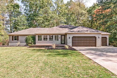 51302 Courtyard Ln, Elkhart, IN, 46514-6142 | Card Image